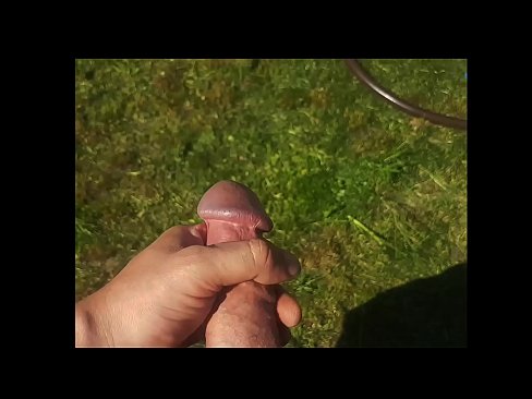 ❤️ Hottie poeth yn cael ei pussy pinc fucked a cums gyda chwistrell mewn gardd haf ❤❌ Porno atom ni cy.sexonfire.ru ❤